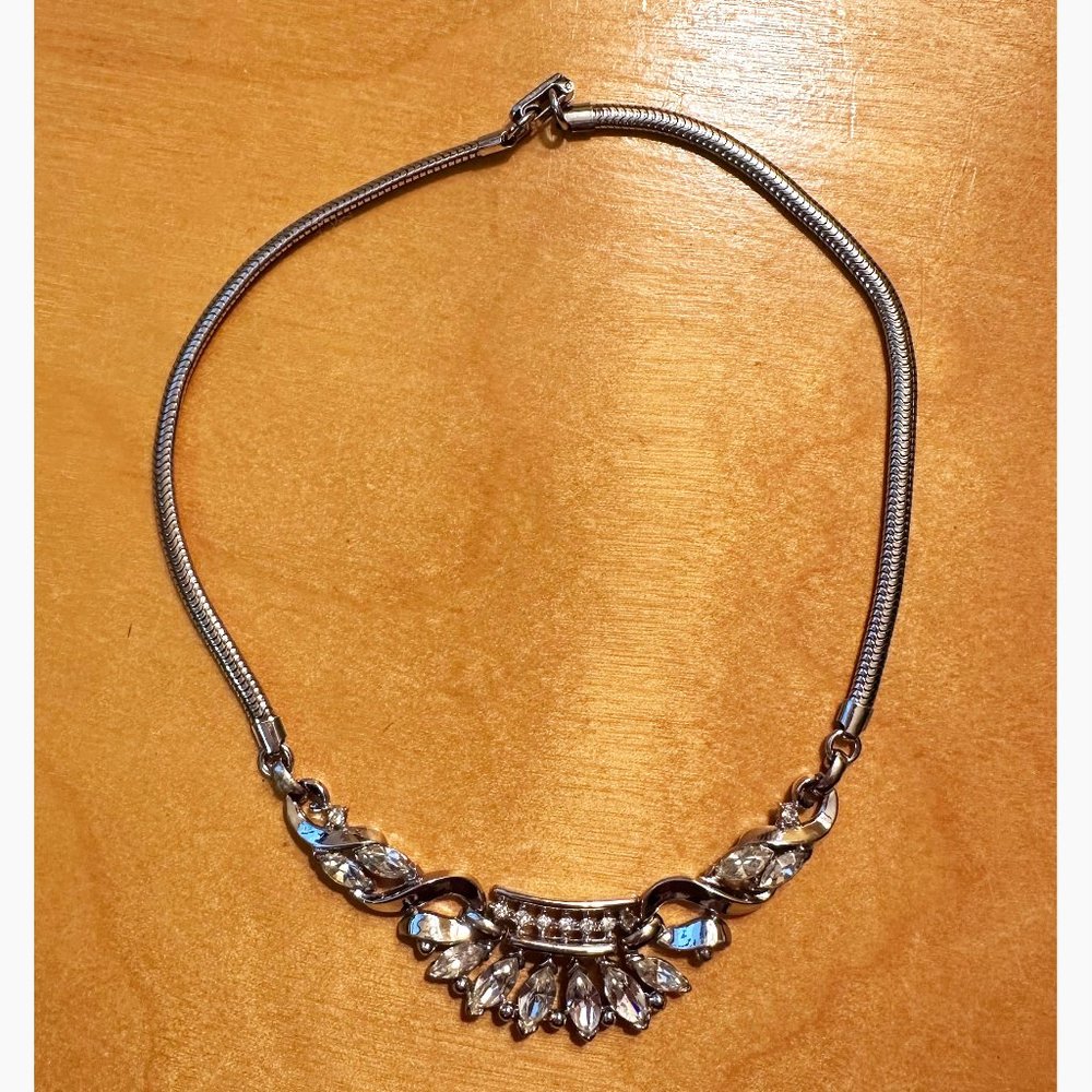 Vintage 1950's Trifari Silver Tone Rhinestone Choker